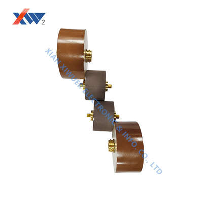 مكثف مقبض الباب ميزات قابلة للتخصيص 10kV-250kV تردد التردد لبيئات -40C 85C